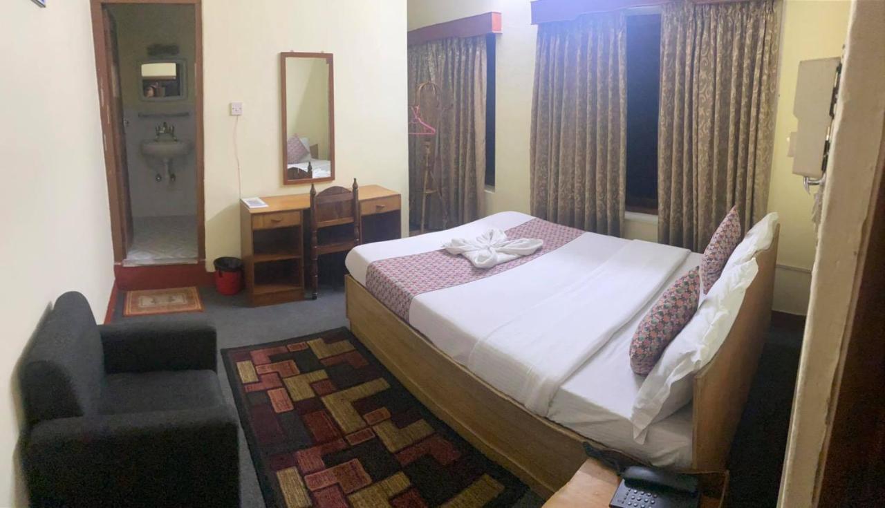 Hotel Blue Magnet Pokhara Dış mekan fotoğraf
