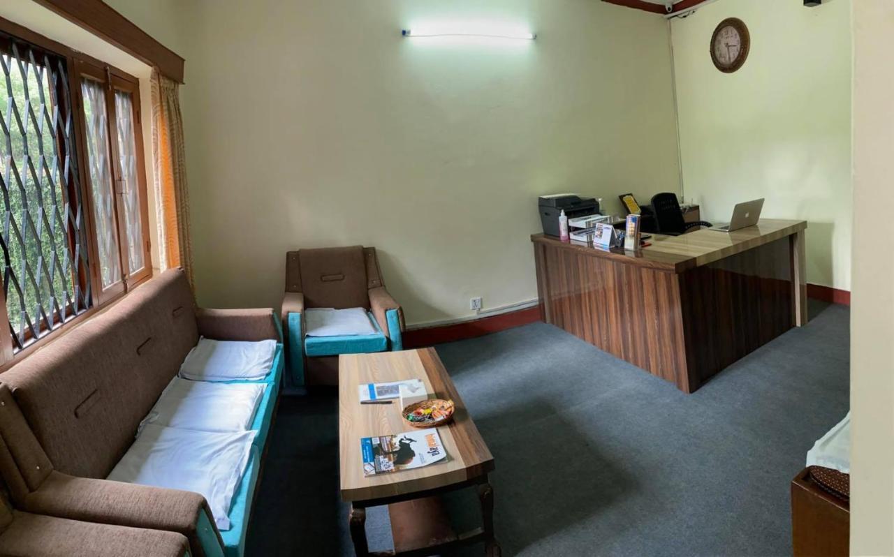 Hotel Blue Magnet Pokhara Dış mekan fotoğraf