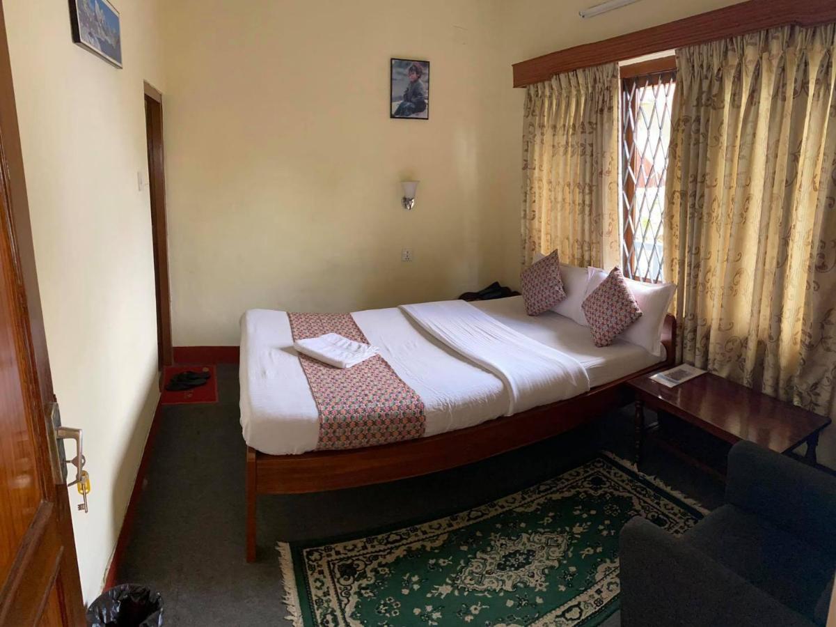 Hotel Blue Magnet Pokhara Dış mekan fotoğraf