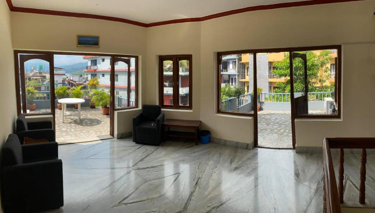 Hotel Blue Magnet Pokhara Dış mekan fotoğraf