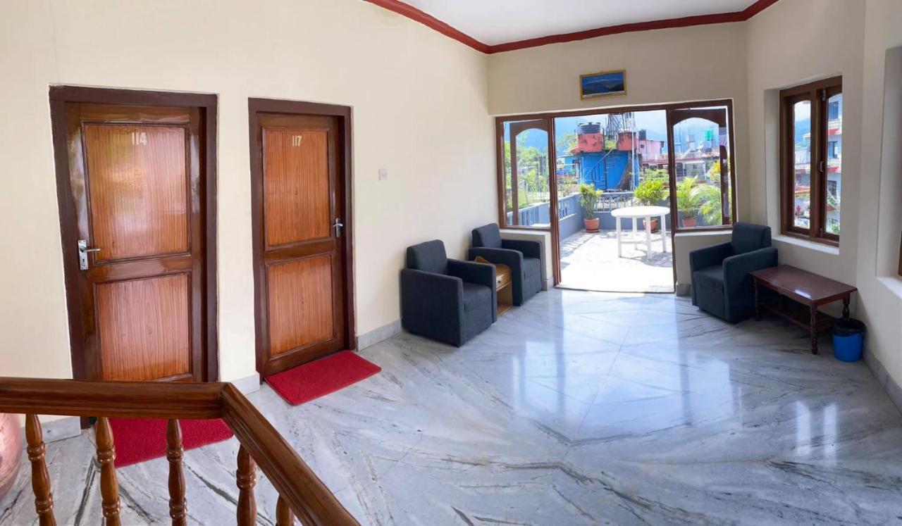 Hotel Blue Magnet Pokhara Dış mekan fotoğraf
