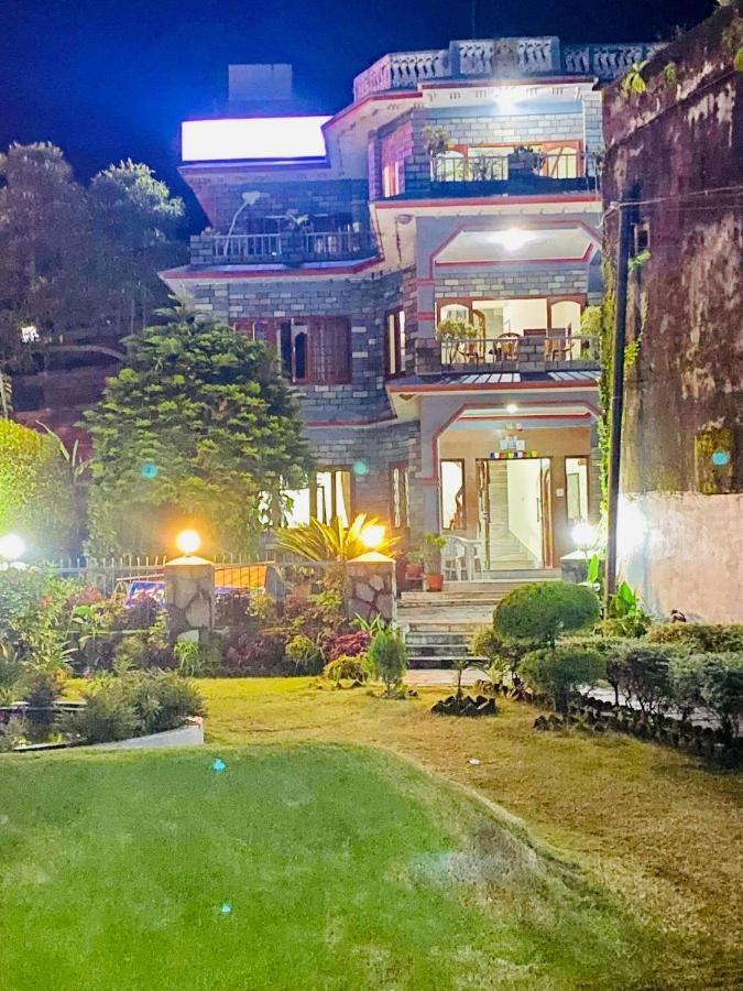 Hotel Blue Magnet Pokhara Dış mekan fotoğraf